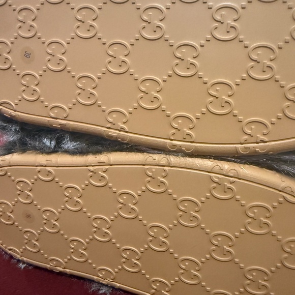 Gucci Fur Boots- ONLY PAIR IN THE US‼️ - Picture 2 of 8